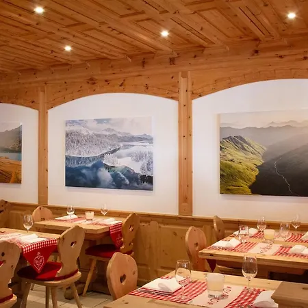 Corvatsch - Web Check-in Hotel St. Moritz