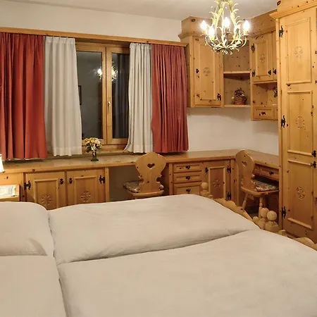 Corvatsch - Web Check-in 3* St. Moritz